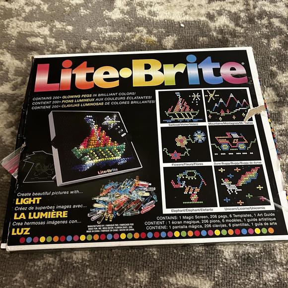 Hasbro Lite Brite Deluxe Editon - Picture 3 of 3